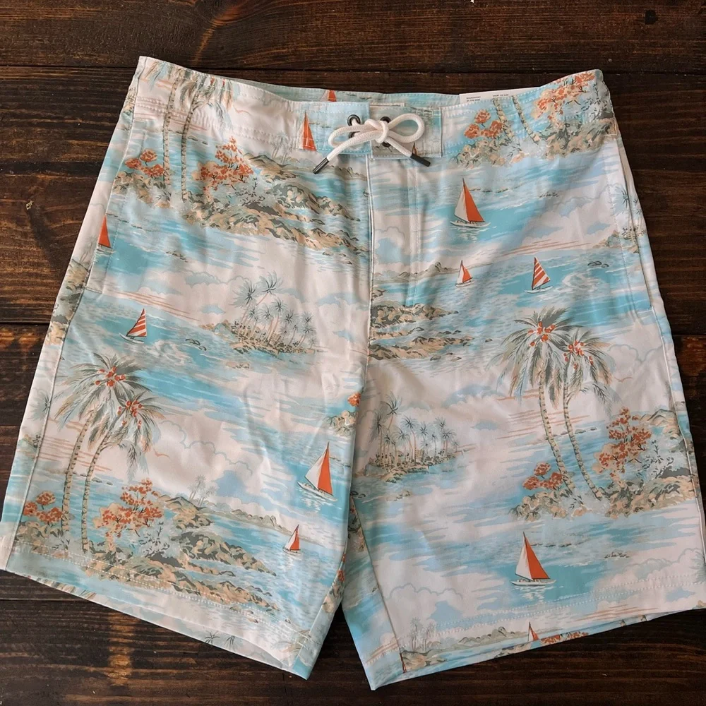 American Eagle board shorts, medium nwt - Picture 1 of 6